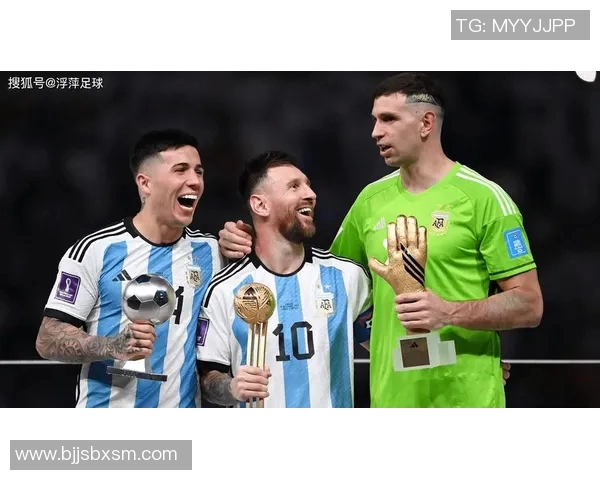 迪玛利亚与25位足球明星的传奇故事与辉煌瞬间回顾